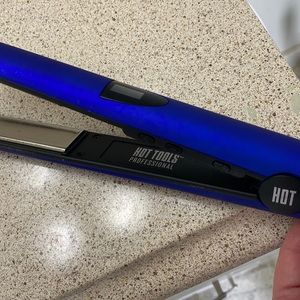 Hot Tools Hair Straightener Flat Iron